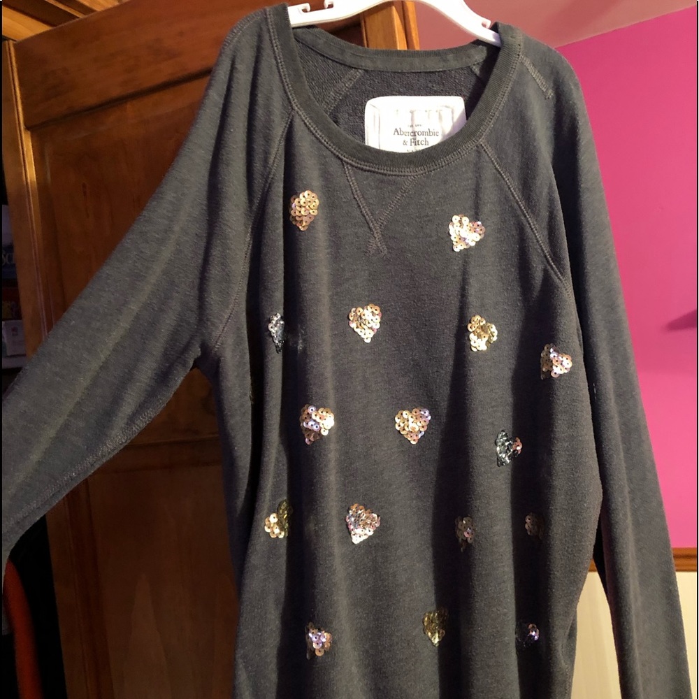 heart crewneck